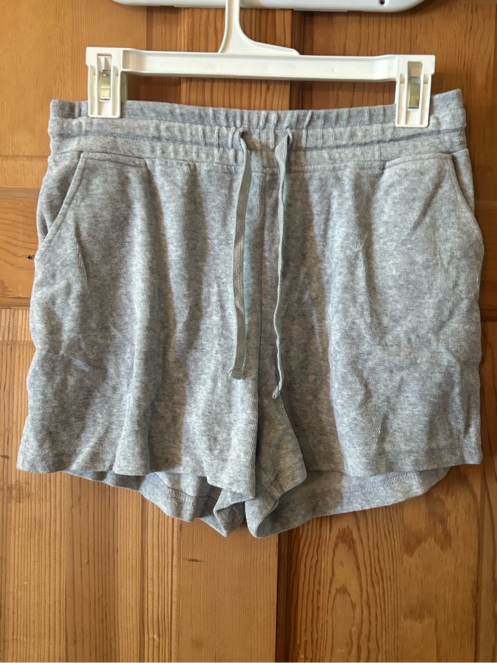 Fashion Nova Women's Gray Cozy Drawstring Lounge Shorts With Pockets